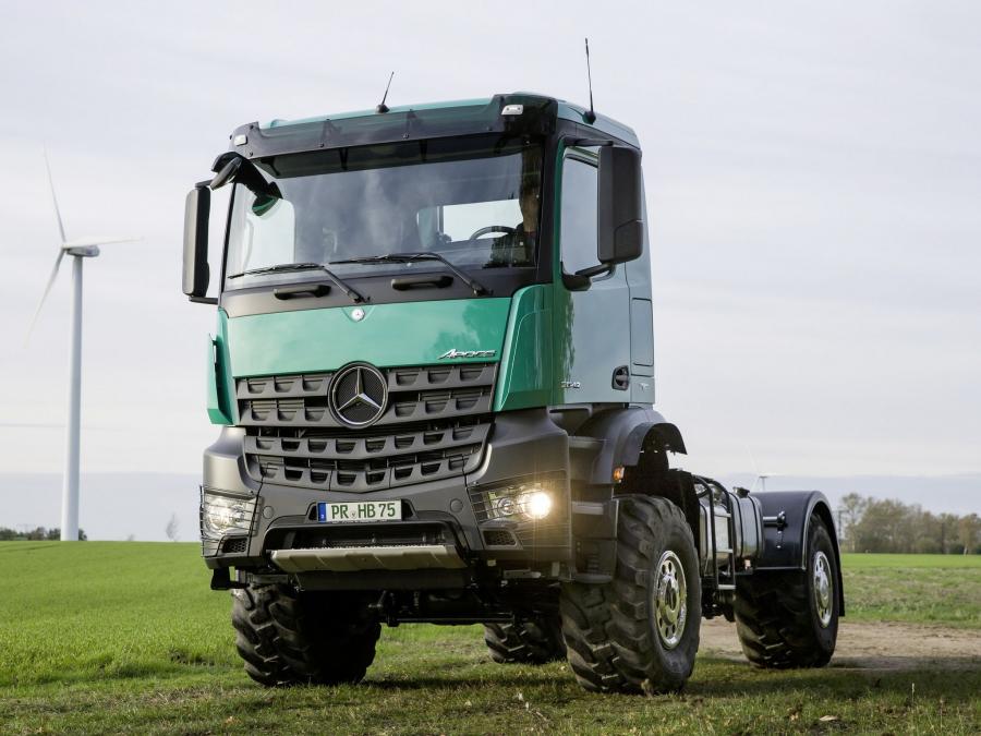  Mercedes-Benz Arocs 2042 2013 года  (фото 2 из 5)